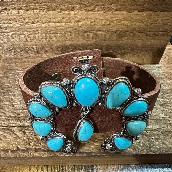 Brown Leather Bracelet with Large Blue Turquoise Blossom Design - Picture 2 of 10
